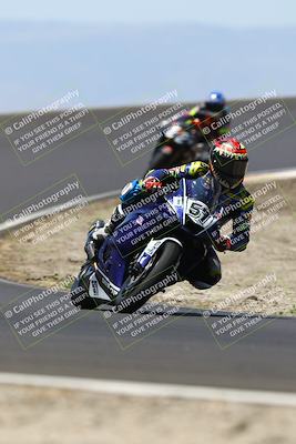 media/Jun-07-2025-TrackDaz (Sat) [[4413525952]]/A Group/12pm (Turn 2)/